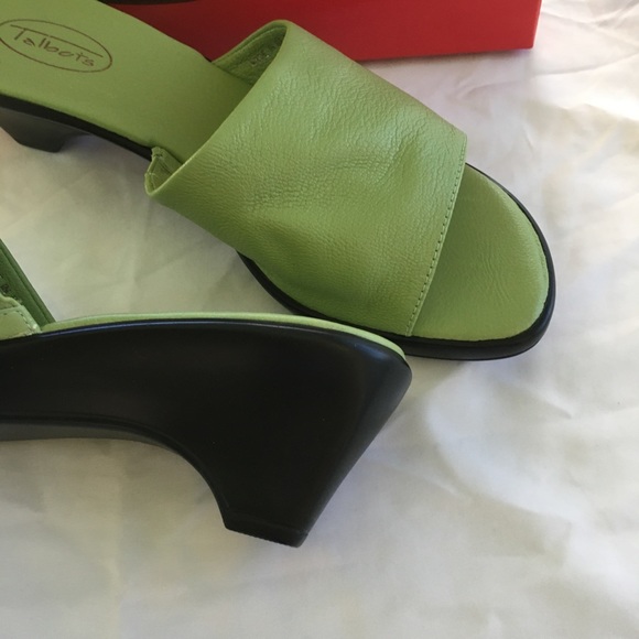 Vintage Talbots Wide Band Sandals 7 - Picture 8 of 10